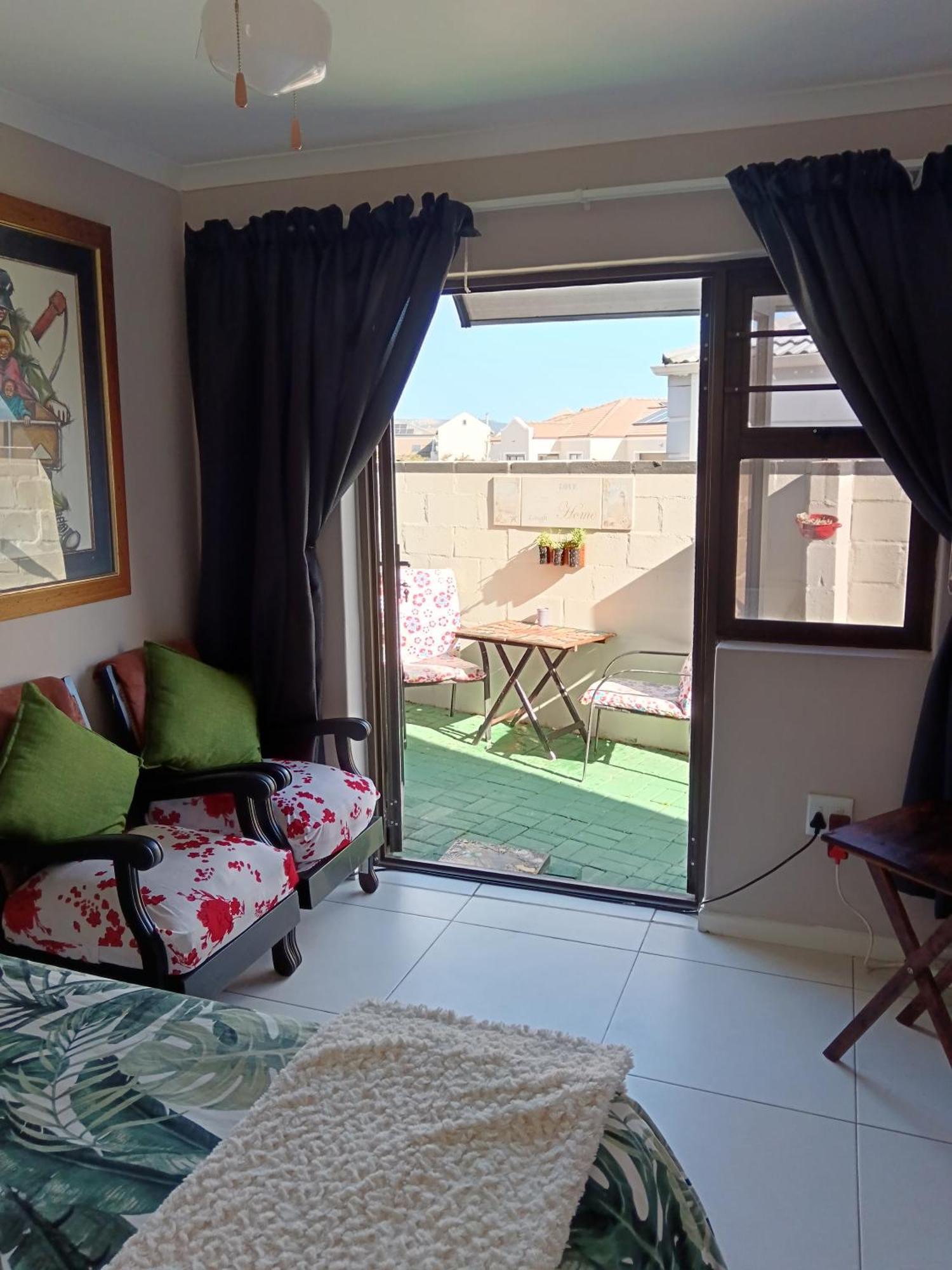 Studio On Fairway Apartment Langebaan Bagian luar foto